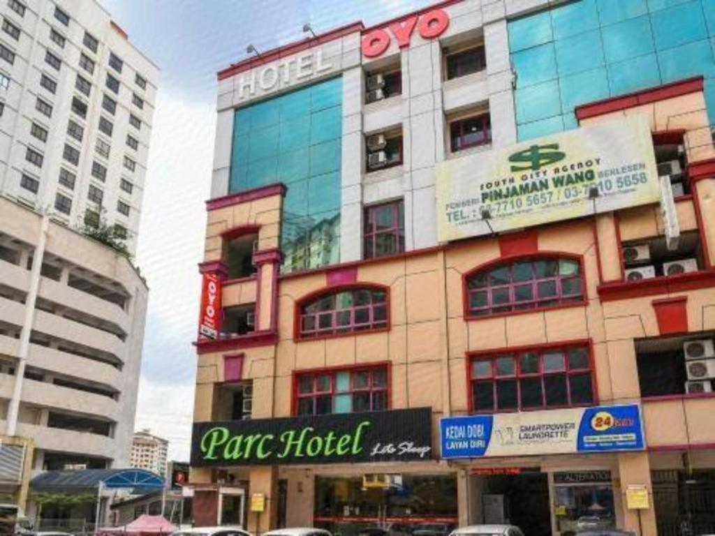 Parc Hotel Pelangi Damansara Petaling Jaya Bagian luar foto